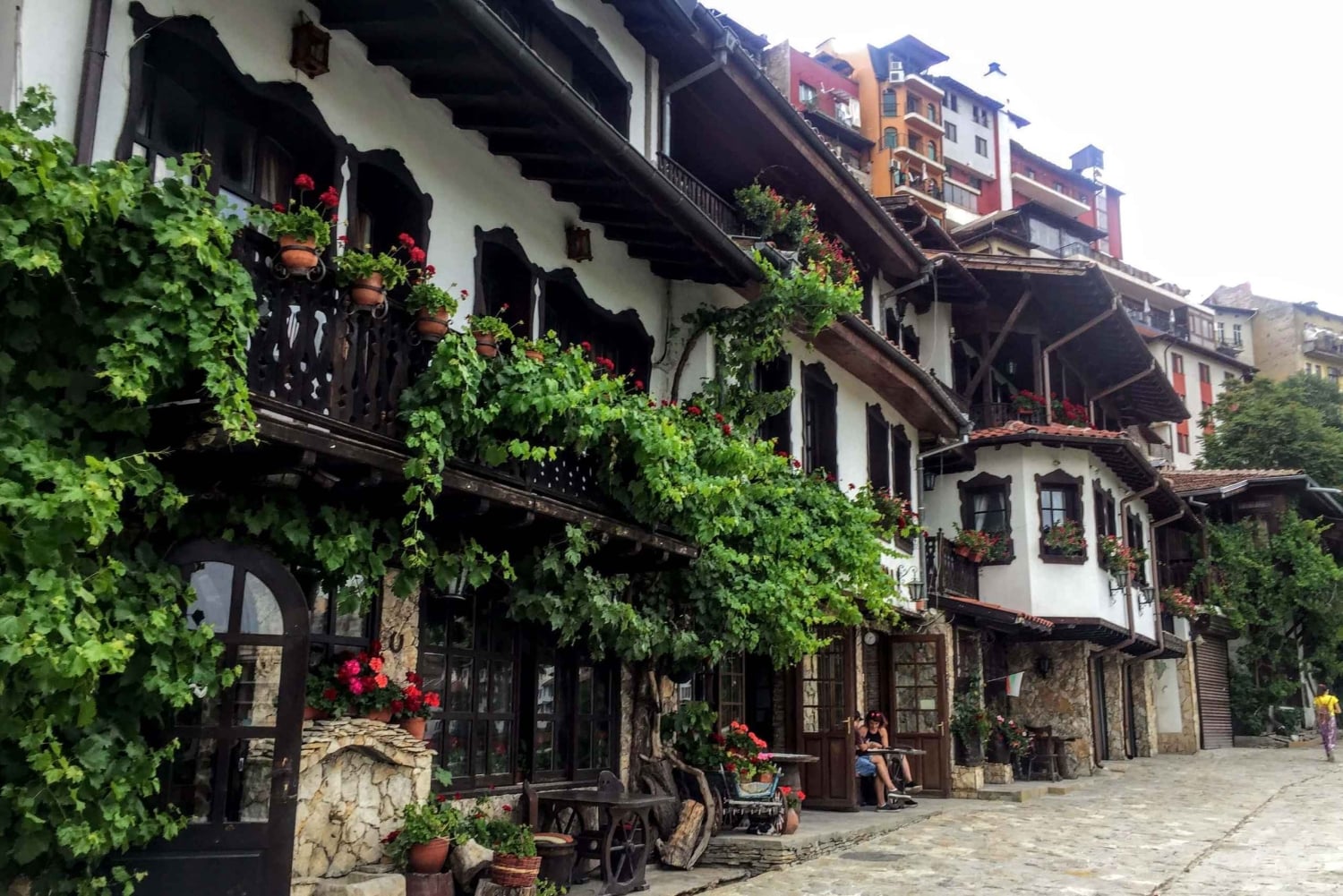 Bucharest: Bulgaria & Veliko Tarnovo - Private Tour