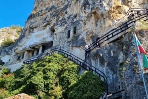 Bucharest: Bulgaria & Veliko Tarnovo - Private Tour