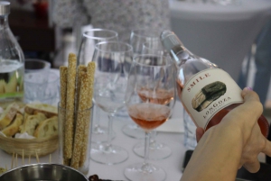 Bulgarian viininmaistelu & taidegalleria Experience Varnassa