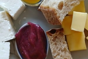 Kokkauskurssi Sofiassa: Hapanleivän pannukakkuja, viiniä ja kulttuuria