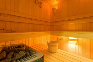 Päiväretki: Borovetsin hiihto ja rentoutuminen lämpöaltaissa ja saunassa.