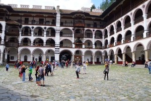 Excursão de um dia ao Mosteiro de Rila e à Igreja de Boyana