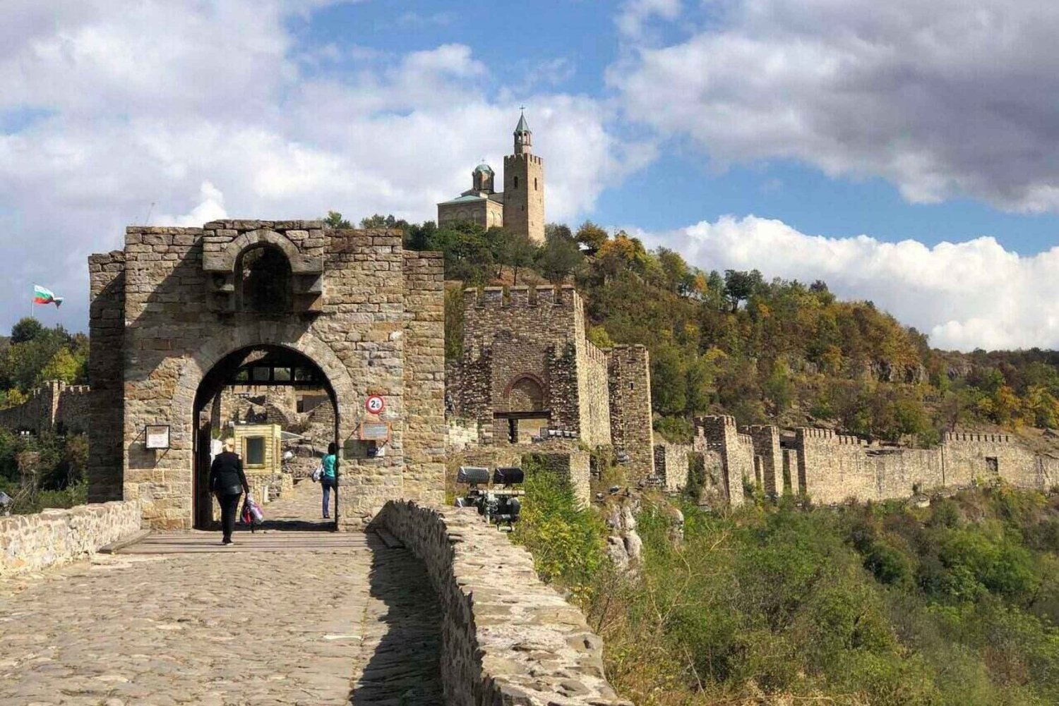 Explore-Veliko-Tarnovos-Tsarevets-Fortress