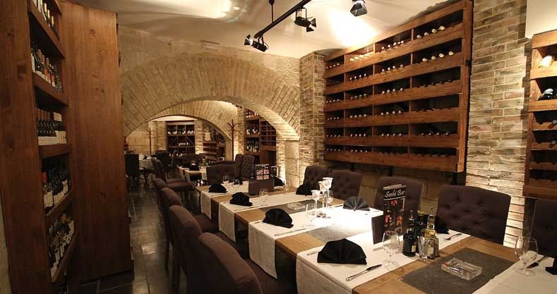 DiWine Restaurant and Wine Cellar