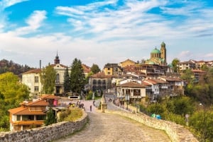 From Bucharest: Veliko Tarnovo and Arbanassi Day Trip