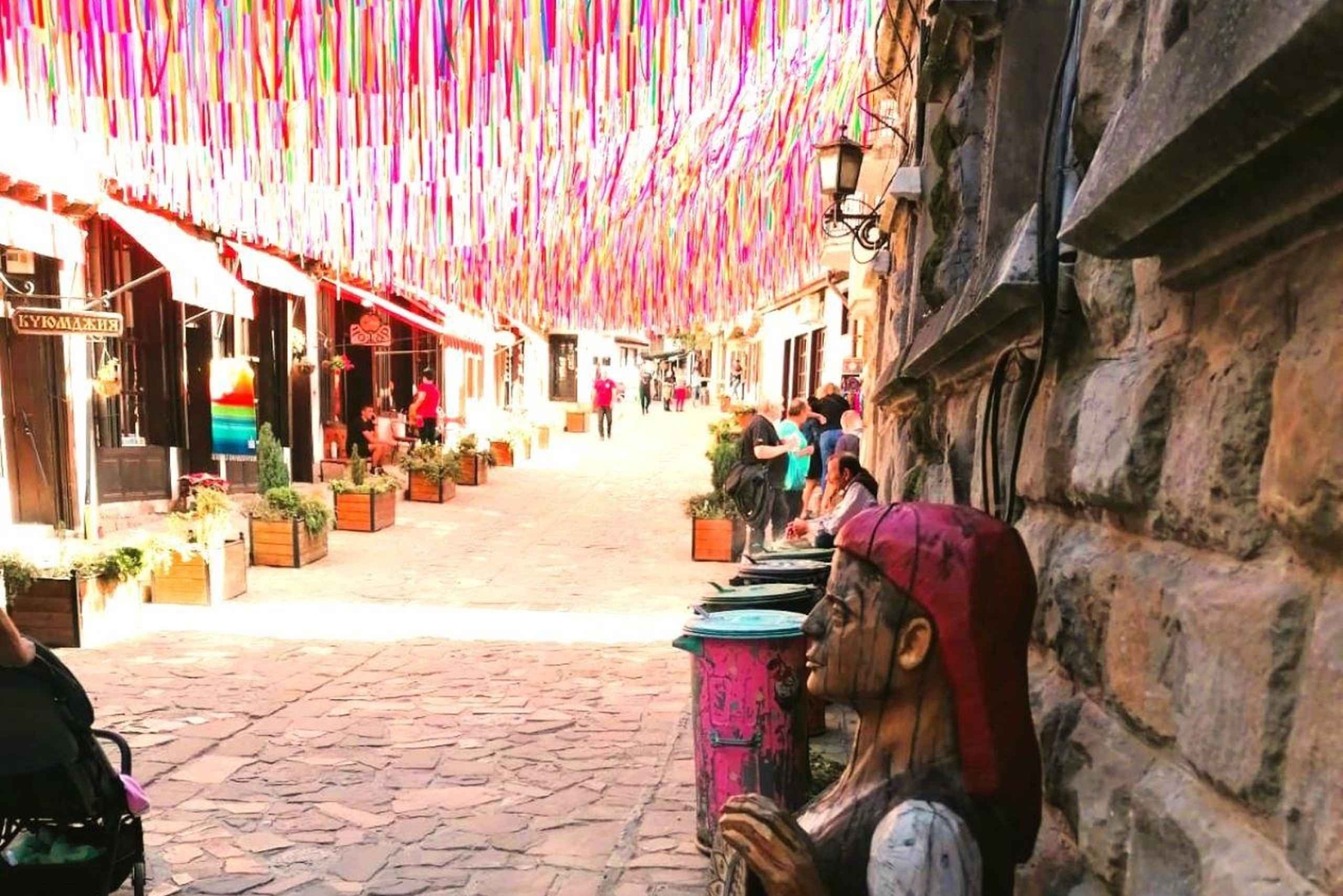 Von Bukarest aus: Tagestour zu den mittelalterlichen Wundern Bulgariens