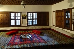 Из Бухареста: Частная экскурсия в Велико Тырново и Арбанаси