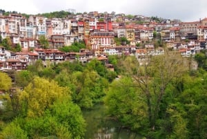 Из Бухареста: Частная экскурсия в Велико Тырново и Арбанаси