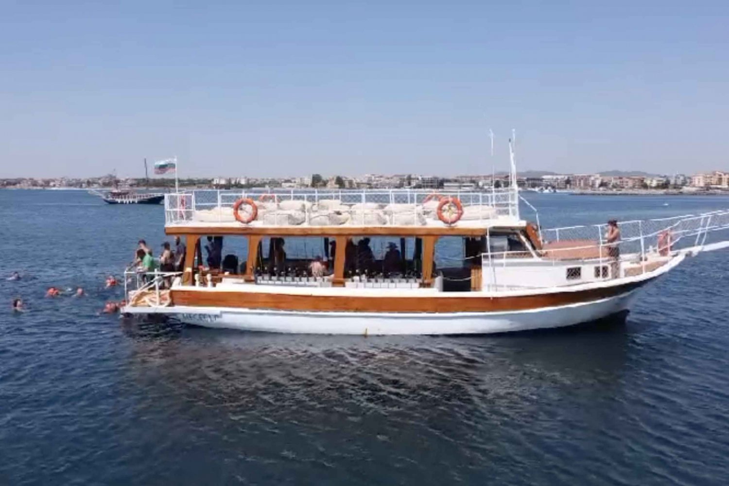 From Obzor: 4 Hrs Boat Tour with BBQ & Free Time in Nessebar