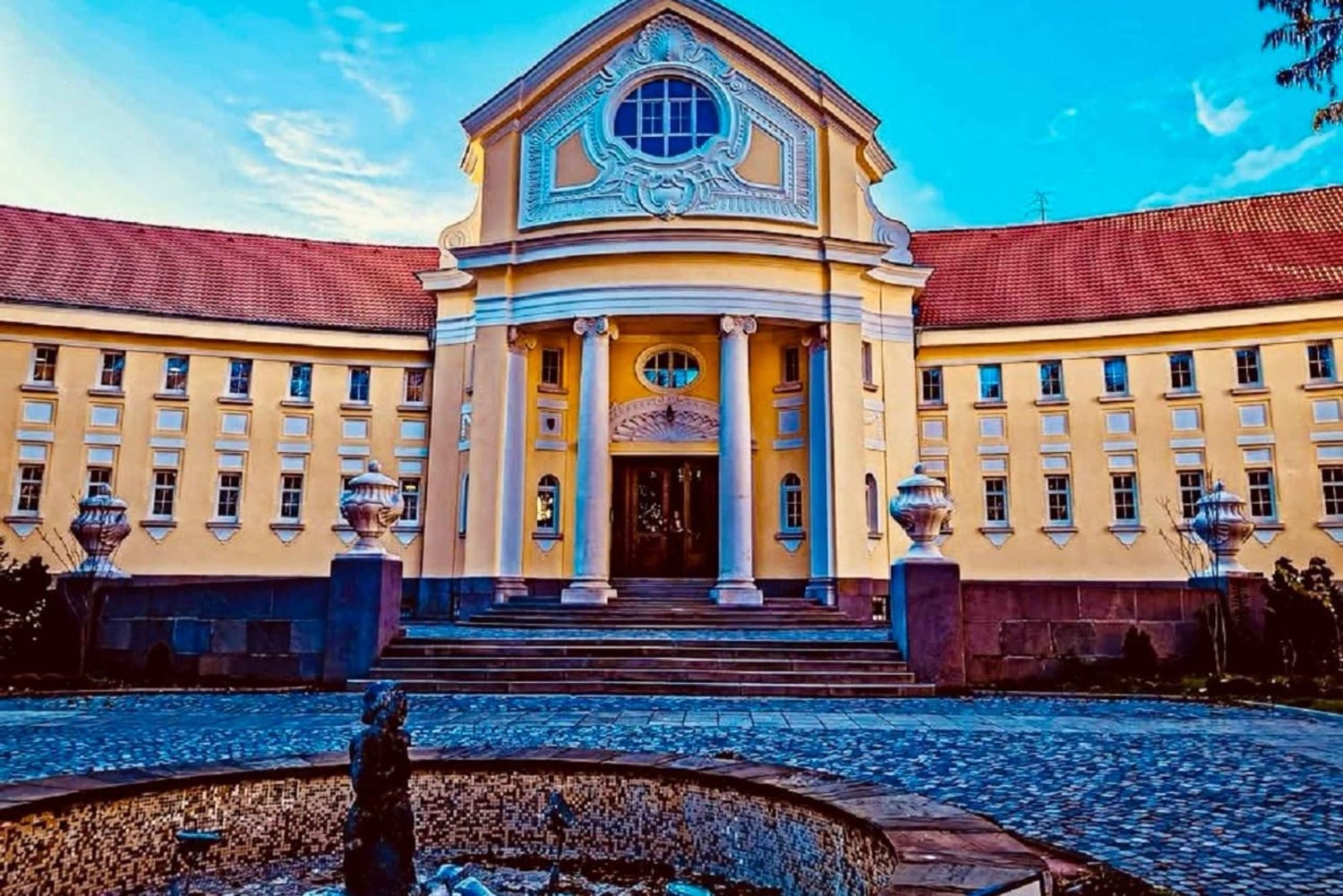 Sofiasta: Bankyan kuninkaalliset kylpylät, luostari ja polkujen retki