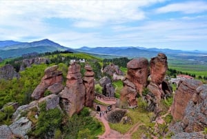 Au départ de Sofia : excursion d'une journée à la forteresse et aux rochers bizarres de Belogradchik.