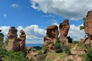 From Sofia: Day Trip to Belogradchik Rocks and Venetsa cave