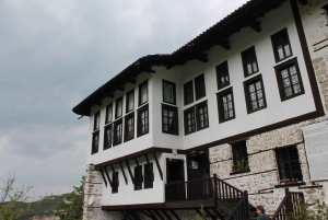 From Sofia: Private Day Trip to Melnik and Rupite