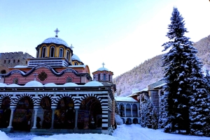 Sofiasta: Rilan luostari ja Plovdiv Itseopastettu matka