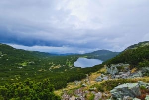 Fra Sofia: Dagstur til de syv Rila-søer og vandfald