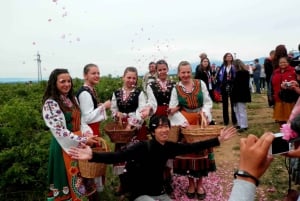Da Sofia: tour di un giorno alla Valle delle Rose e al Monumento di Buzludzha
