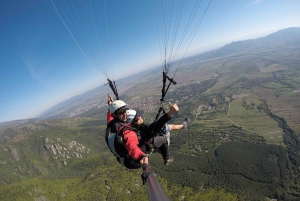 Sofia: Paragliding Adventure with visit of Koprivshtitsa