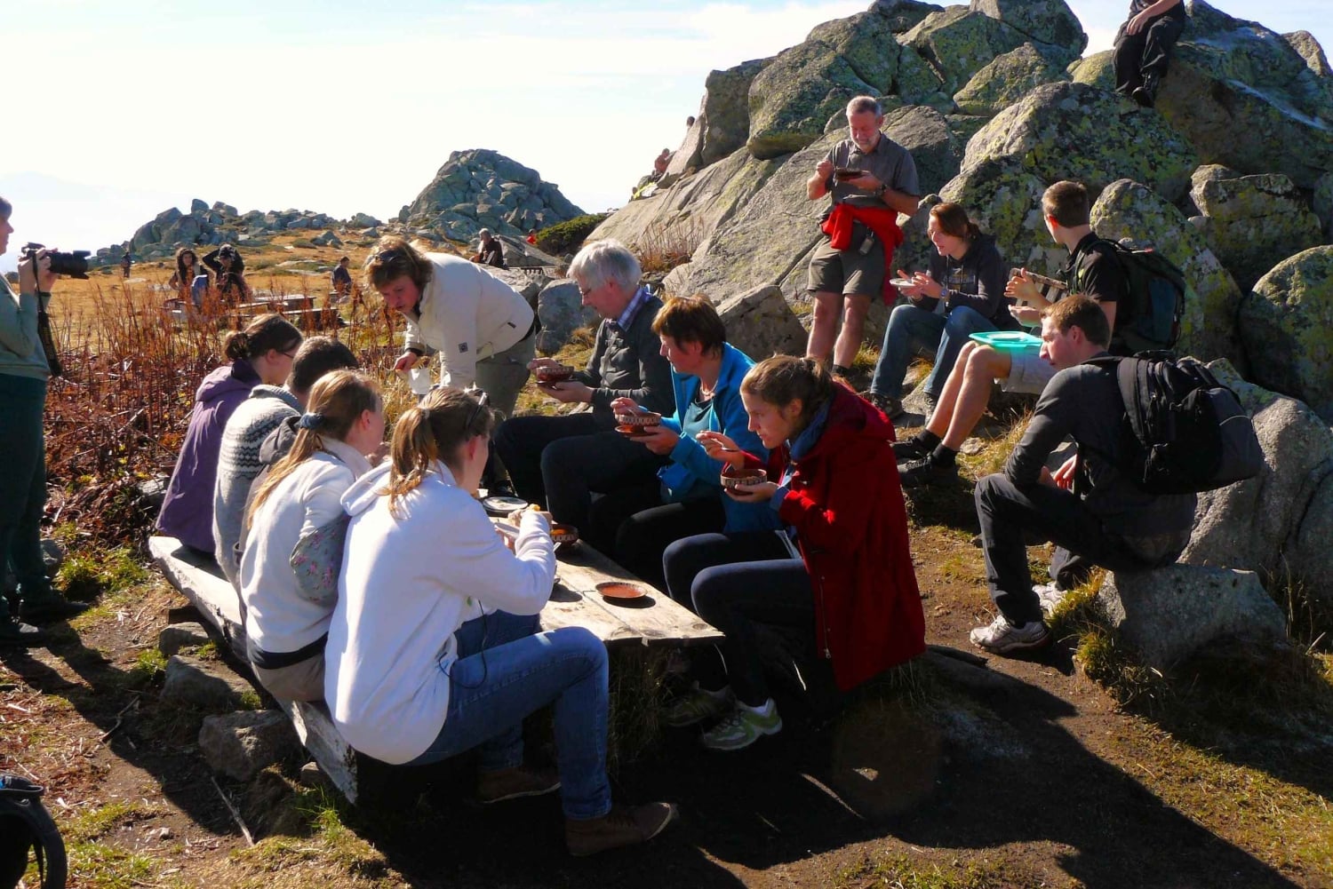 ヴィトシャ山とチェルニ・ヴルー山の終日ハイキングツアー