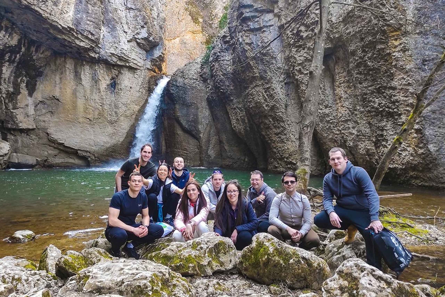 Heldags vandfald og grotter omkring Veliko Tarnovo