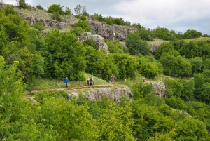 Heldags vandfald og grotter omkring Veliko Tarnovo