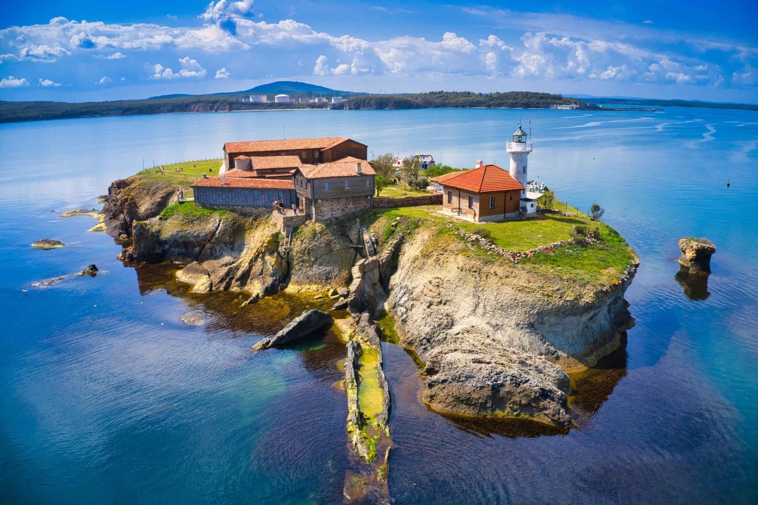 Wyspa Anastasia - całodniowy rejs katamaranem VIP