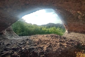 Jeepsafari omkring Belogradchiks klipper