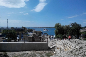 Nessebar: 4-Hour Boat Tour incl. Fishing, Lunch & Drinks