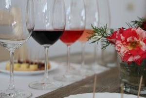 Nessebar : visite guidée en anglais avec dégustation de vin