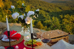 Picknick mit Aussicht: Belogradchiks atemberaubende Romantik