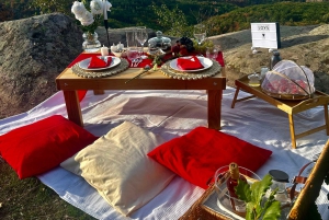 Picknick mit Aussicht: Belogradchiks atemberaubende Romantik