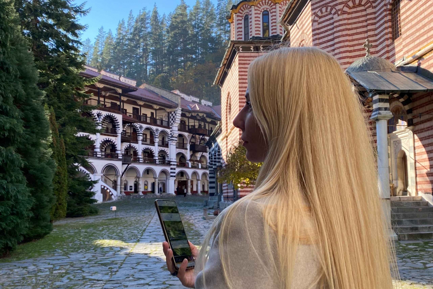 Rila-klosteret: Klosterkompleks og museer Audioguide for smarttelefon