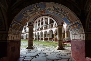 Новогодний тур по Румынии и Болгарии: 9 дней праздничного волшебства