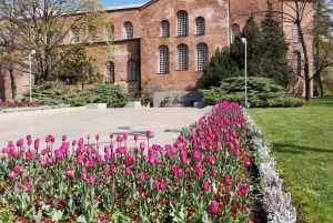 Дневная пешеходная экскурсия по Софии с дегустацией вин и еды