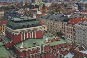 Sofia längs de skuggiga gatorna