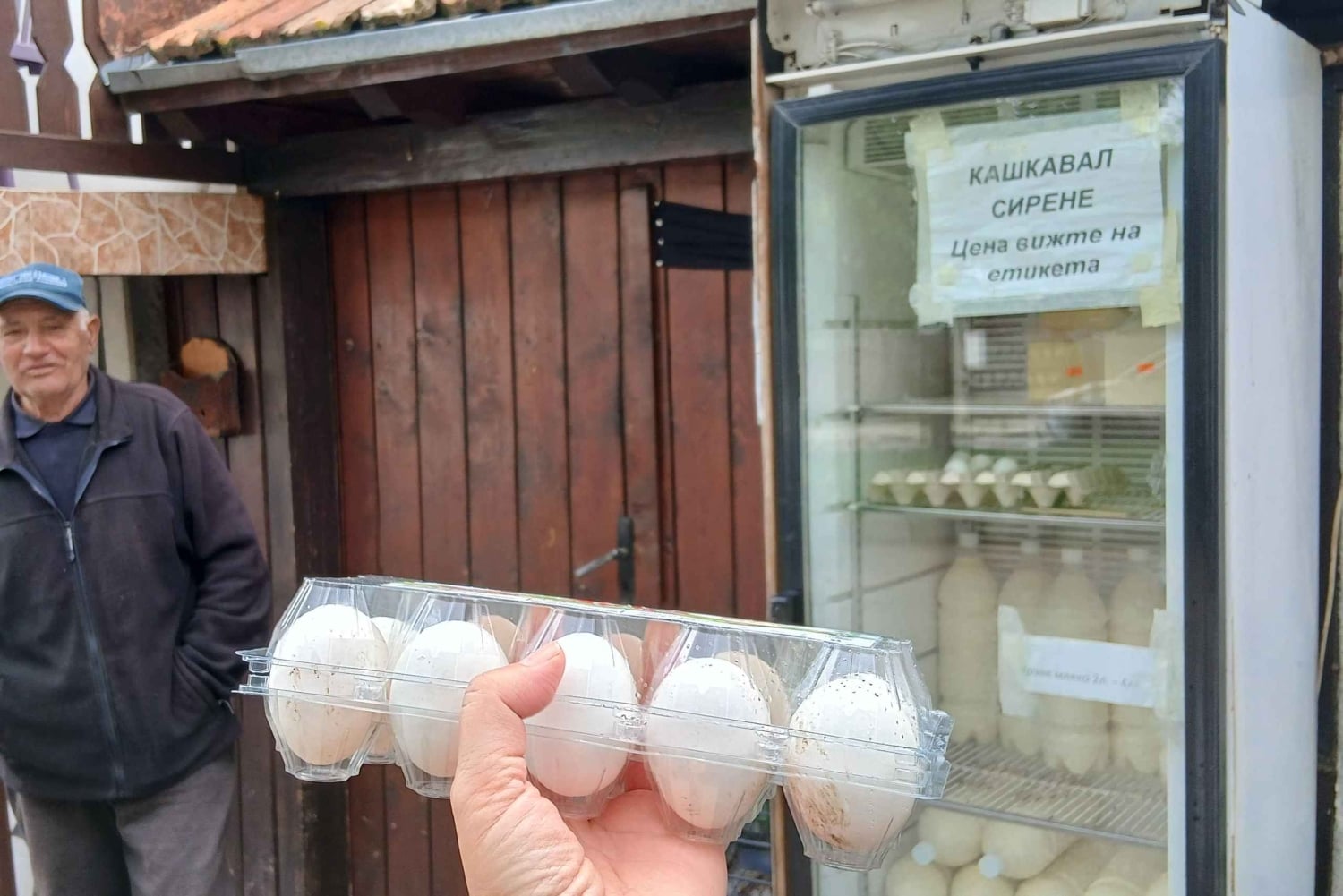 Sofia: Banitsa-kagekursus med en lokal med bulgarsk vin