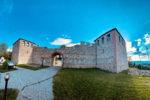 Sofía: Excursión privada al balneario de Belchin y a la fortaleza de Tsari Mali Grad