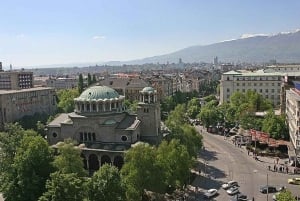 Sofia by Night: Panoramic City Tour and Folklore Dinner
