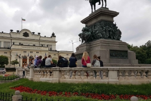 Sofia: Kommunistiske relikvier: Køretur i en Trabant bil