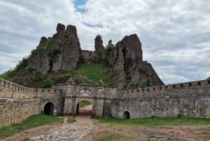 Sofian päiväretki Belogradchikin linnoitukseen