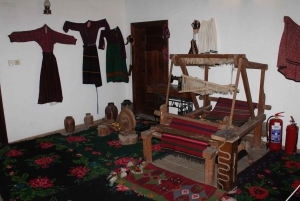 Sofia: Full-Day Hiking to Rozhen Monastery & Melnik