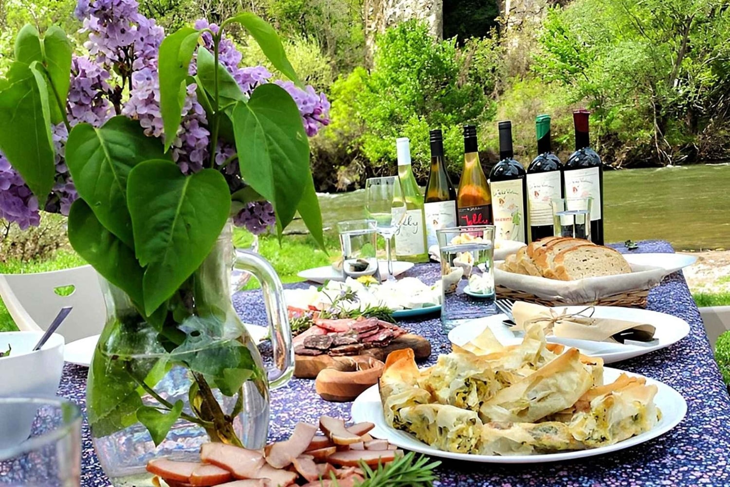 София: водопад в Искрском ущелье, монастырь и пикник с вином