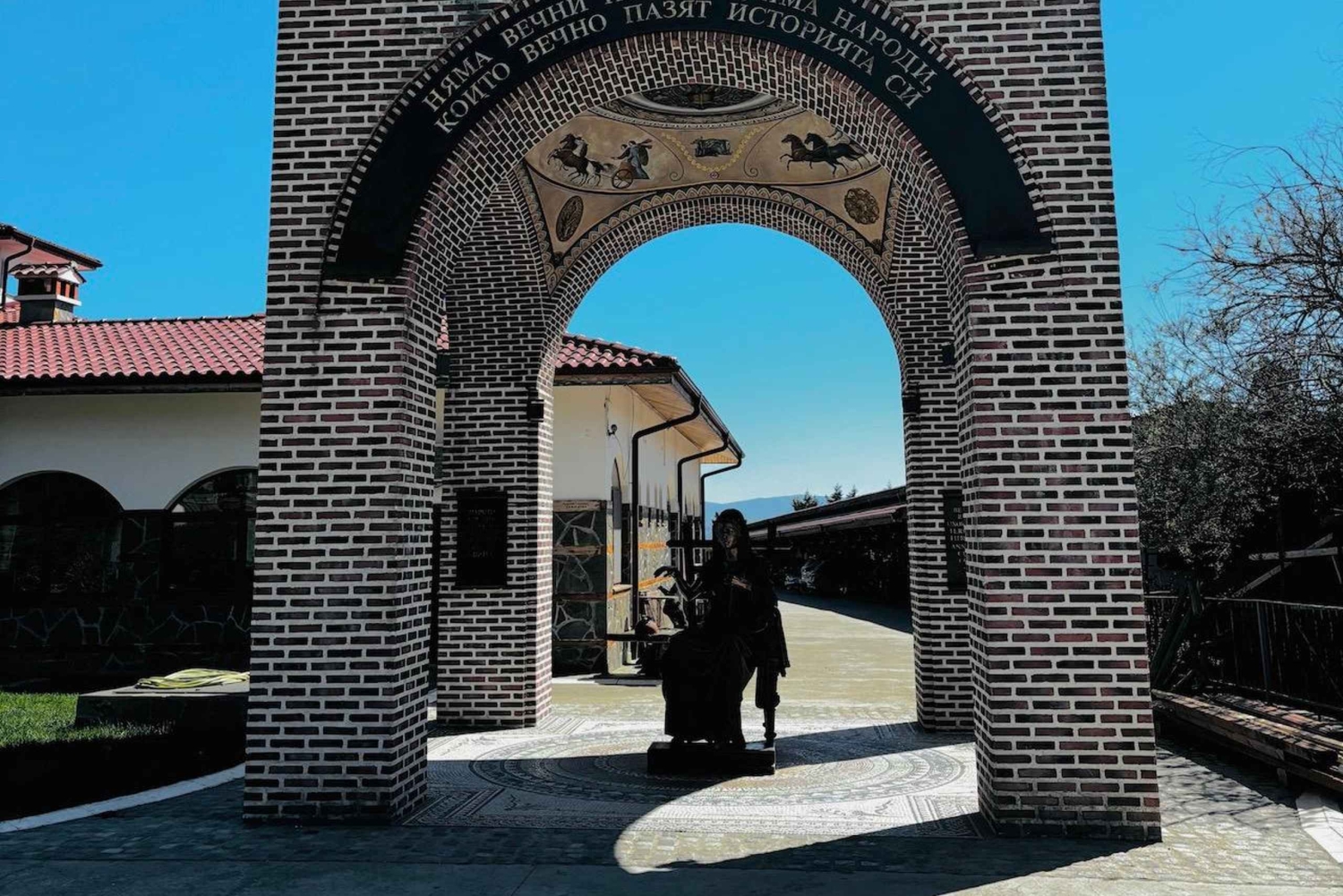 Sofia - Kazanluk Rozenvallei & Olie Distilleerderij Tour