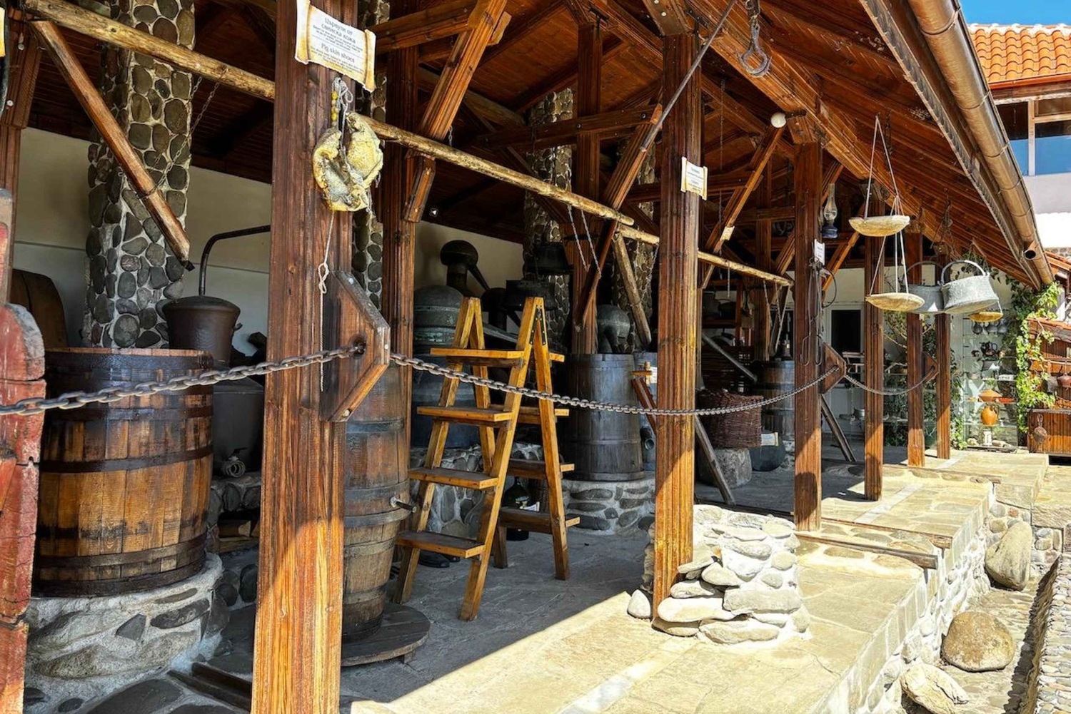 Sofia - Kazanluk Rozenvallei & Olie Distilleerderij Tour