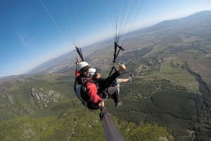 Sofia: Paragliding-Abenteuer mit Besuch von Koprivshtitsa