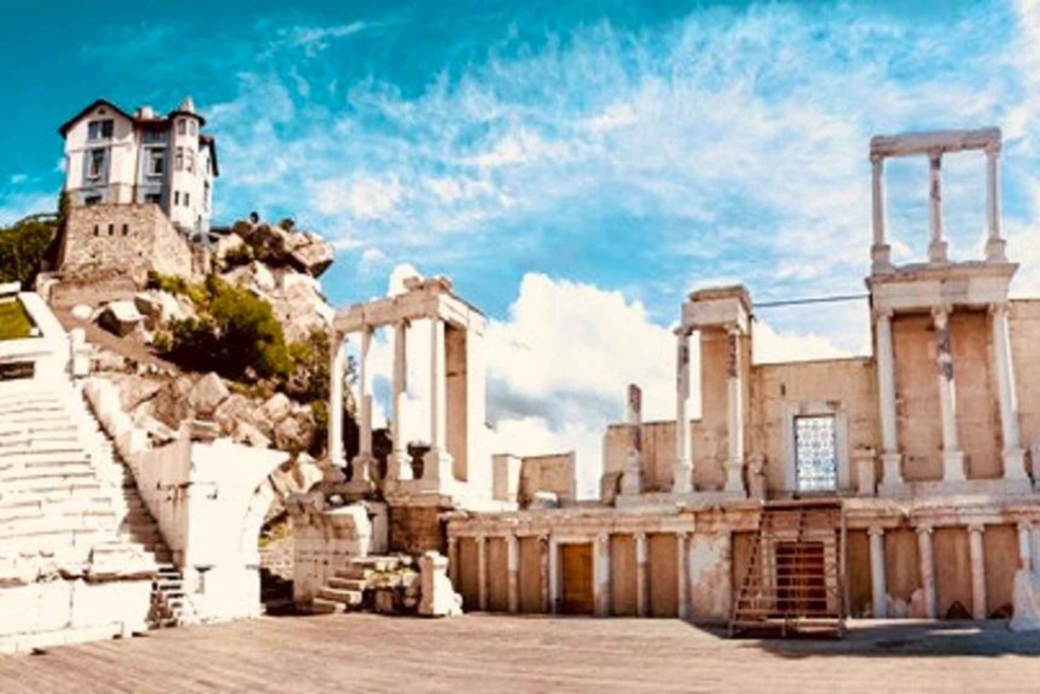 ソフィア：プロヴディフへのプライベート1日ツアー（伝統的なランチ付き）