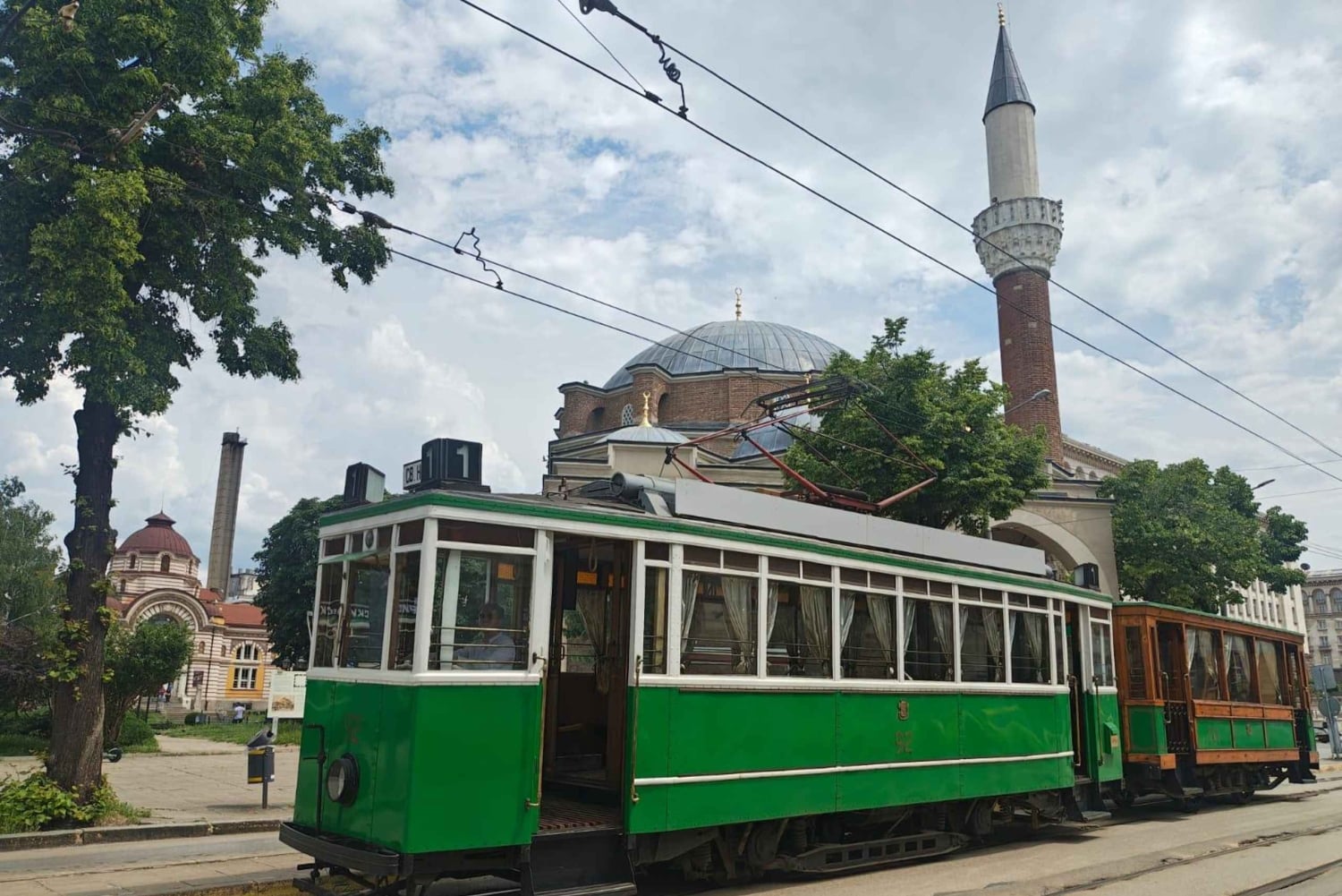 Sofía: tour guiado en tranvía retro