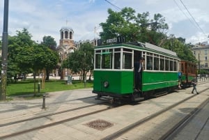 Sofía: tour guiado en tranvía retro