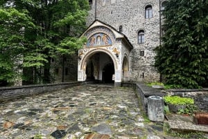 SOFIA: Rila-klosteret, Stob-pyramidene og grotten St. Ivan Rilski.