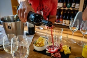 Sofia: Wijn & hapjes met een local