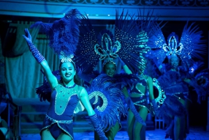 Restaurante Khan's Tent com música ao vivo e transporte